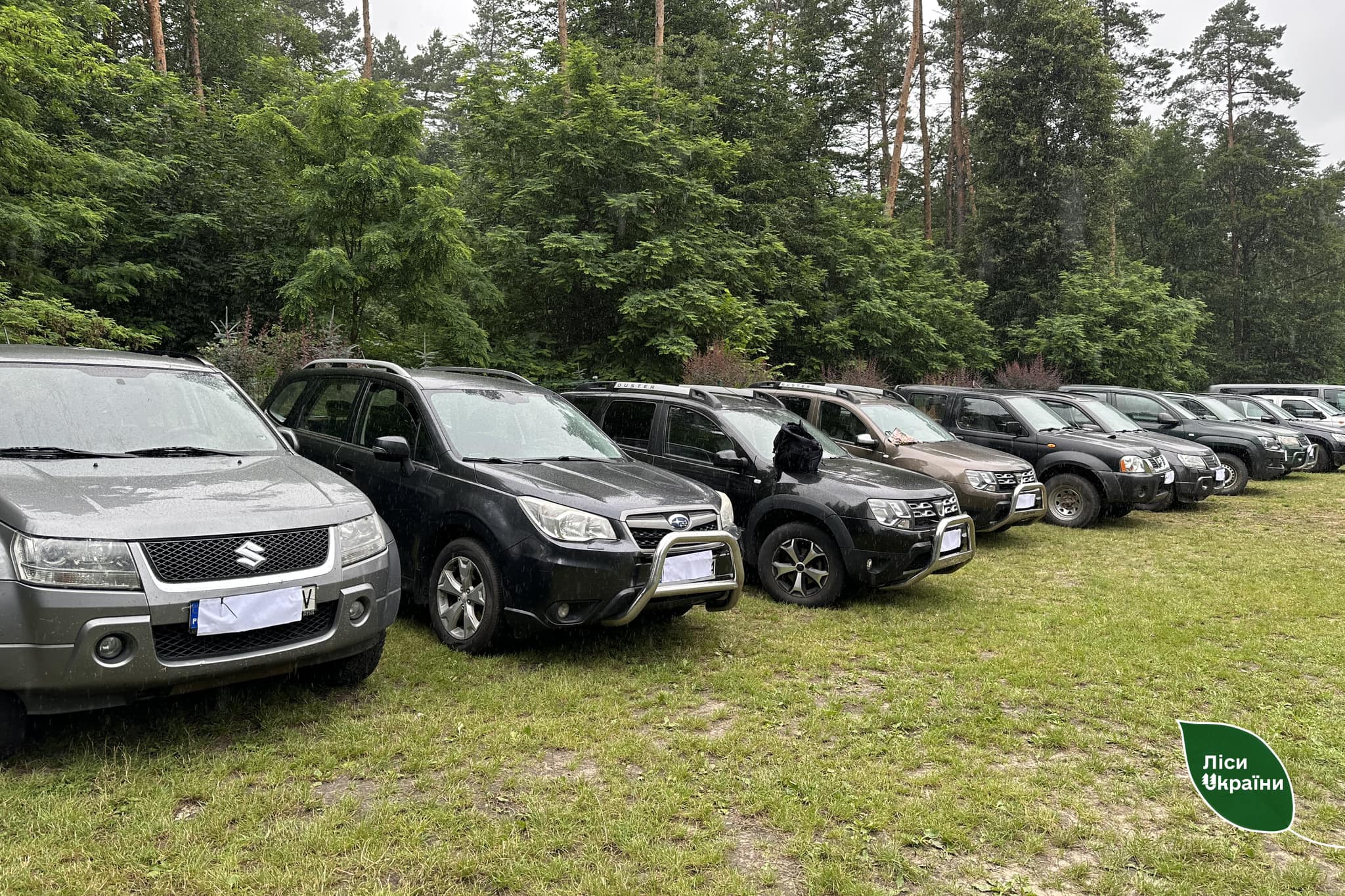 Передаємо ЗСУ 22 позашляховика і 22 дрона від польських лісівників