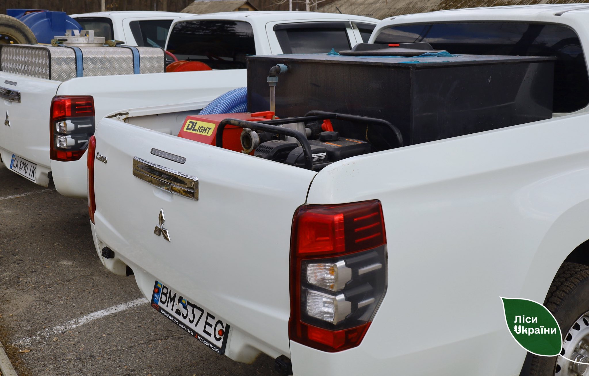 SE “Forests of Ukraine” has delivered three more pickup trucks to the Izium Forestry District