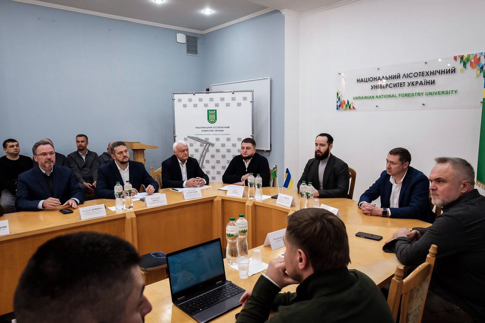 У Львівській області ДП «Ліси України» збільшило обсяги реалізації лісоматеріалів порівняно з дореформеним періодом