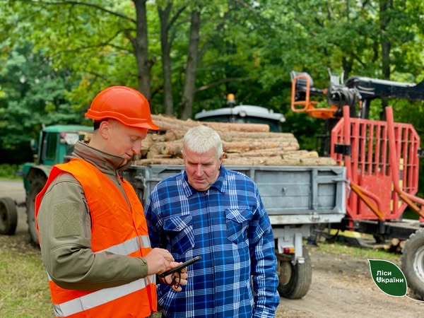 SFE “Forests of Ukraine” continues to ensure stable supplies and transparent sales of firewood for the public and social sector
